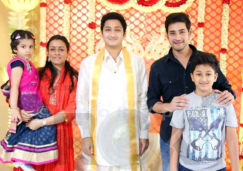 mahesh babu family photo